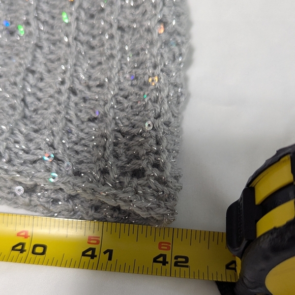 Artisan Made Women's Hand Knitted Oblong Silvery/Grey Scarf with Sequin Accents - Picture 8 of 12